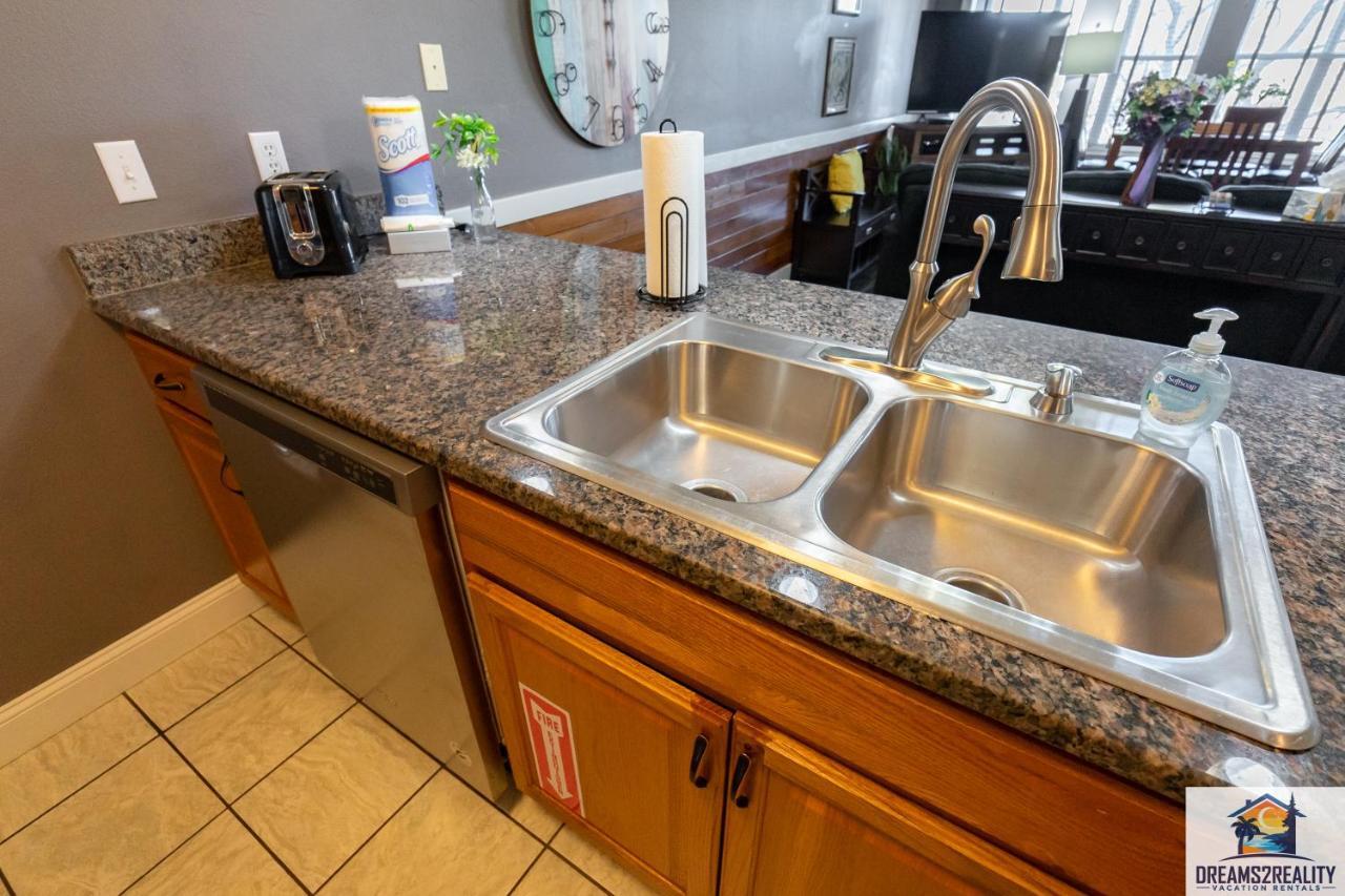 2Br Walk-In Condo - Near The 76 Strip - Pool - Free Tickets Included - Cla-8 Бренсън Екстериор снимка